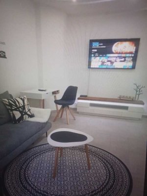 Gepflegte 2-Zimmer-Wohnung im 1. OG mit Balkon in Ingolstadt-Mitte