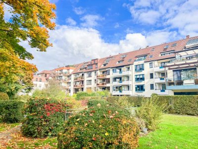 Stilvolle, lichtdurchflutete Wohnung mit traumhaftem Ausblick ins Grüne & Aufzug in gefragter Lage