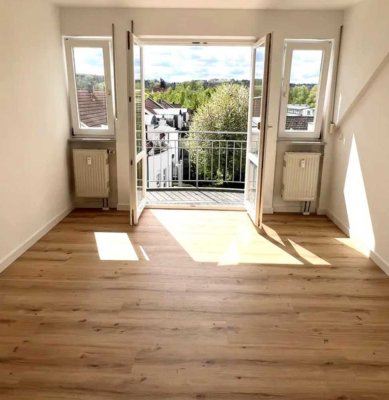 Sonnige 2-Zimmer Wohnung, Erstbezug nach aufwendiger Komplettsanierung