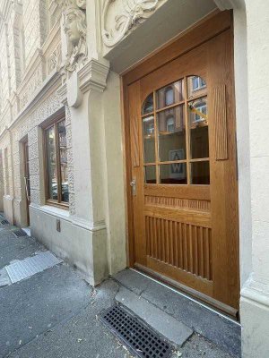Sanierte Altbauwohnung in der Gneisenaustraße