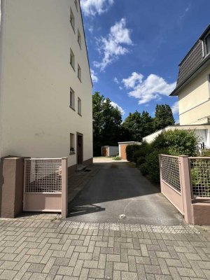 2 Zi-Altbauwhg. in einem stilvollen 3 Parteienhaus mit Gartenanteil (bei Bedarf) in Hilden citynah!