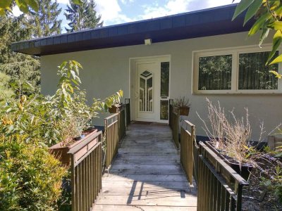 Attraktive 2 Zimmer-Wohnung mit Balkon und Einbauküche in Mehren
