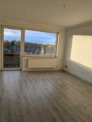 Preiswerte 2-Raum-Wohnung mit Balkon in Oberhausen