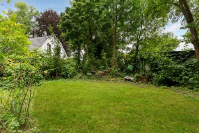 Traumhaus im Dornröschenschlaf in bester Lage von Köln Weiden