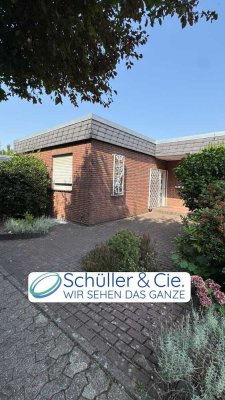 Attraktives Reihenmittelhaus im Bungalow-Stil mit großem Platzangebot in ruhiger Lage