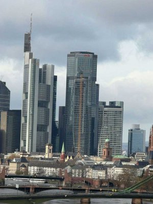*NEU* Einzigartiges und exklusives Penthouse in traumhafter Frankfurter Bestlage!