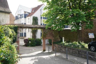 Gepflegte 2,5 Zimmer-Wohnung in Heidelberg-Neuenheim - ideal für Singles