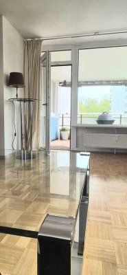 Attraktive bequeme 2-Z.-Wohnung mit großem Balkon und Tiefgarage