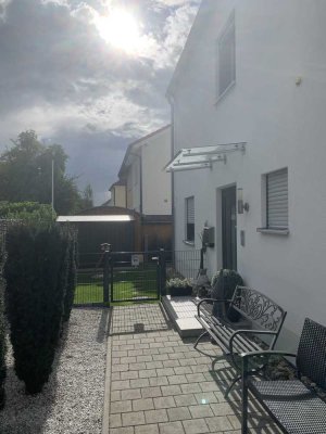 Gepflegtes Einfamilienhaus (Doppelhaushälfte) in Ingolstadt Süd
