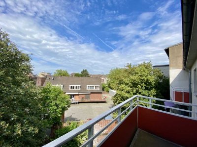 *SOFORT VERFÜGBAR * große Wohnküche * Balkon *