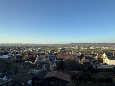 TOP-Angebot! Renoviertes Einfamilienhaus mit Fernblick in guter Lage und Platz für die ganze Familie