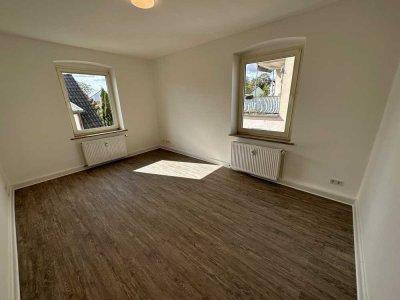 Renov. & Zentral 95qm 3-Zimmer Wng tolle Wohnküche 3er WG-geeignet mit Garten in Amberg