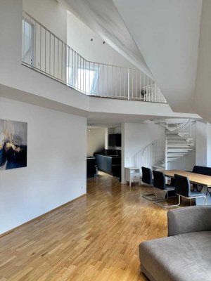 Exklusive Designer-Maisonette, 135², 2 Terrassen, voll möbliert & all-inclusive, Aufzug – Ostpark-
