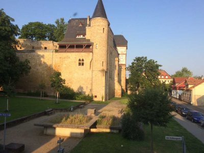 Wohnen wie im eigenen Haus: 4-Zimmer-Maisonette-Wohnung mit Blick aufs Alzeyer Schloss