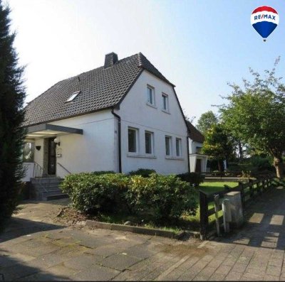 Charmantes Einfamilienhaus mit großem Garten in verkehrsberuhigter Lage zu verkaufen!