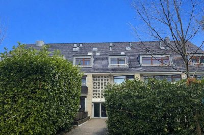 Eigentumswohnung mit großer Terrasse und TG-Stellplatz in zentraler Lage von Wellingsbüttel