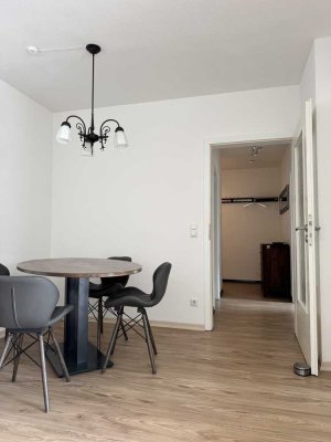 Helle 2-Zimmer-Terrassenwohnung mit Steingarten in Ergolding