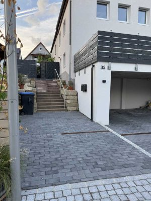 Erstbezug nach Sanierung: freundliche 4-Zimmer-Wohnung mit EBK in Rottenburg