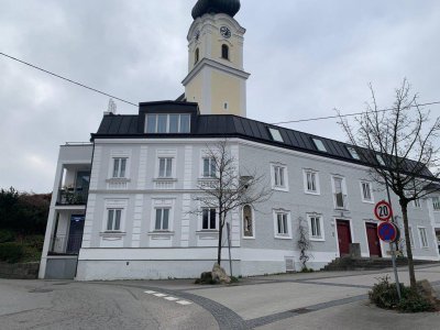 Heimelige Single-Wohnung mit möblierter Küche im Zentrum von Waldzell