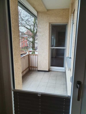 Sofort frei: Schöne 4-Zi-Wohnung, EBK, zwei Balkone und Garten in Karlsruhe von privat