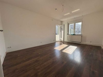 "Ehrensache"... Große 3,5 Zimmer Wohnung in Herne
