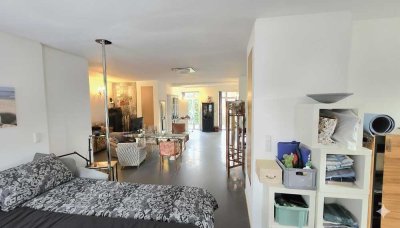 Außergewöhnliche Loft-Wohnung – Wohnen mit Naturblick und Dachterrasse