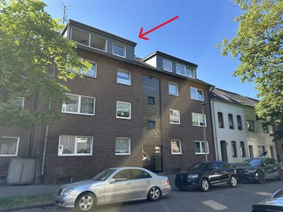 Helle und gepflegte Dachgeschosswohnung in Oberhausen
