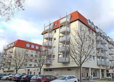 Einbauküche, Tiefgaragenstellplatz, Balkon & Aufzug