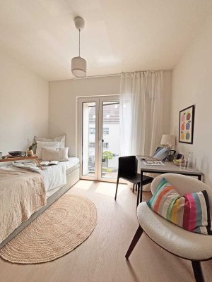 Möbliertes Neubau-Apartment (1. OG) mit Balkon für Studenten & Azubis - direkt an der Uni Augsburg!