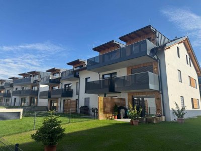 ERSTBEZUG | 4 Zimmer Dachgeschoß Wohnung mit 140m2 Wohnfläche | 17m2 SW-Terrasse, 2 TG Plätze | Hallwang