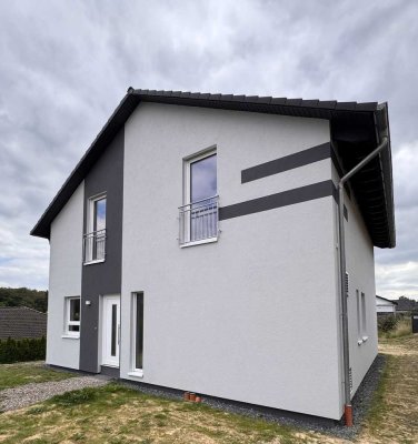 Freistehendes Einfamilienhaus als Erstbezug - provisionsfrei - KfW gefördert
