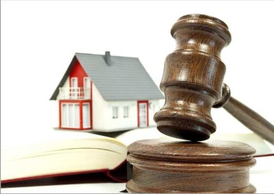Scheeßel: Zwangsversteigerung eines Zweifamilienhauses