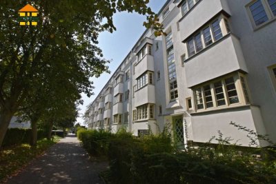 *Möbliert, EBK, Stellplatz, Balkon: 2-Raum-Wohnung zum Eigennutz / Kapitalanlage*