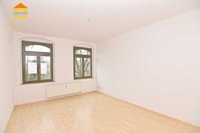 *Schick WOHNEN mit geräumiger Essküche, Balkon in ruhiger Lage*