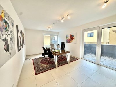 Neuwertige Drei-Zimmer Wohnung in exklusiver Wohnanalge