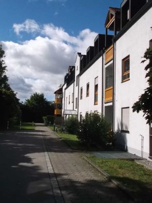 2-Zi-Wohnung in ruhiger, gepflegter Wohnanlage provisionsfrei direkt von der Eigentümerin: