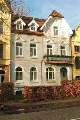 Zwangsversteigerung: Vermietete 4-Raum-Wohnung mit Balkon in Wismar***PROVISIONSFREI