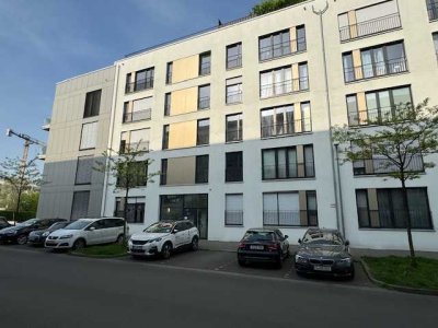 Charmante und neuwertige 2-Zimmer-Wohnung mit großem Balkon in Düsseldorf-Grafental