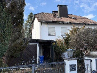 Familienidyll mit Garten, Kamin und viel Platz – Doppelhaushälfte zwischen Solln und Forstenried