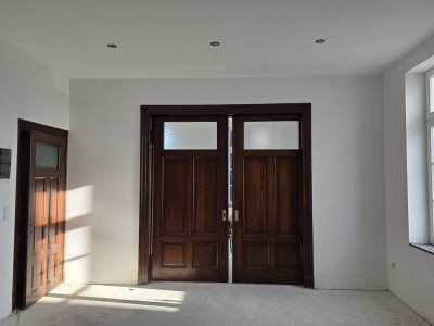 Historisches Herrenhaus – Ihr einzigartiges Investitionsobjekt!