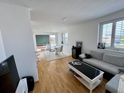 Vollmöblierte 3-Zimmer-Wohnung mit Loggia und Tiefgaragenplatz – ab August verfügbar