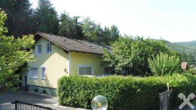 GUTE GELEGENHEIT FÜR GRÖSSERES - Haus mit besonders viel Platz - Liegenschaft in Weinitzen mit attraktiven Perspektiven...