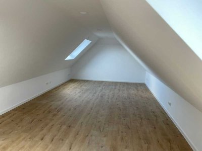 4,5 Zimmer Maisonette-Wohnung in AB, Nähe Fasanerie