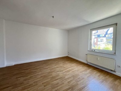 *RAUMWUNDER MIT 3 ZIMMERN* - MODERNISIERT IN GOLZHEIM