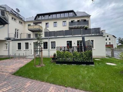 Tolle  4 Zimmerwohnung mit hochwertiger Ausstattung und großer Terrasse
