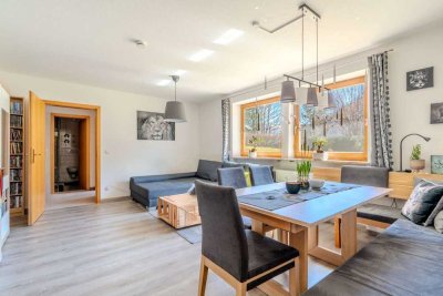 Charmante 2-Zimmer-Wohnung mit Stellplatz, Gartenblick und Bergpanorama