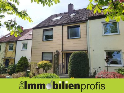 Hof-Krötenbruck: Reihenmittelhaus mit Garage
