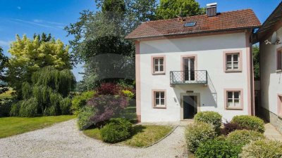 Ein Wohnidyll - Schönes, gepflegtes Wohnhaus in einem Dreiseithof