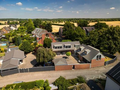 ZWEI HÄUSER FÜR ZWEI FAMILIEN ODER ODER...MIT BEEINDRUCKENDEN FEATURES