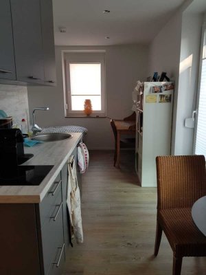 Gepflegtes 1-Raum-Appartement in Augsburg, nur an Studierende zu vermieten